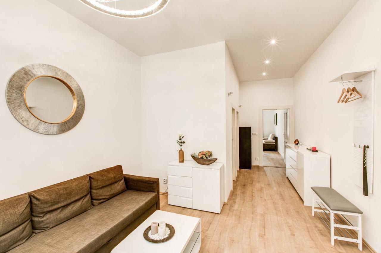 Cozy And Classy Apartment In The Old Town Praga Exterior foto